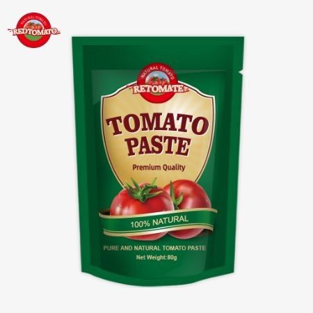 80 g stand-up bag zawierający podwójnie skoncentrowaną pastę pomidorową o poziomie czystości od 30% do 100%