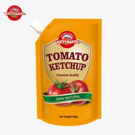 Produkujemy 200g sachetu z ketchupem, który jest zgodny z międzynarodowymi standardami i jest dostępny w cenie fabrycznej.